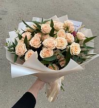 Букет Кремовые розы Латте в Камбарке