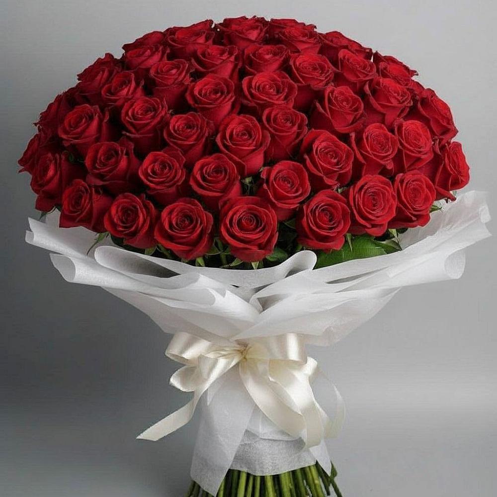 Букет 101 Красная роза Блэк Мэджик в Камбарке