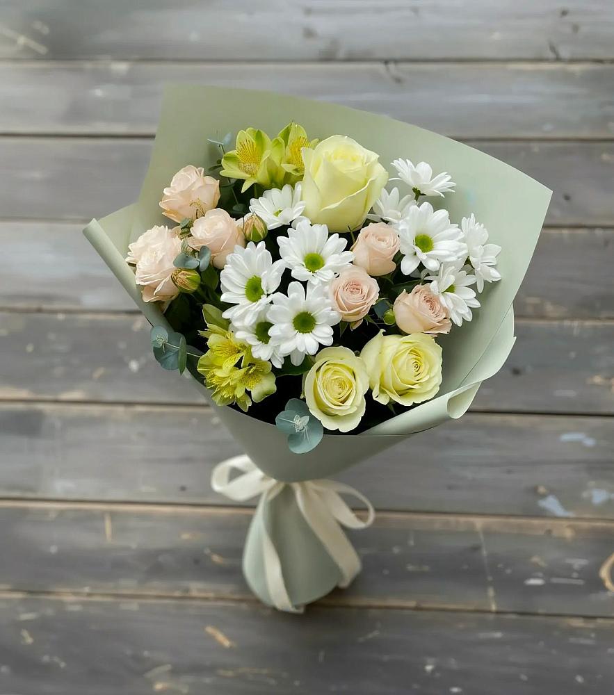 Букет цветов из: Альстромерии, Розы и Хризантемы в Камбарке
