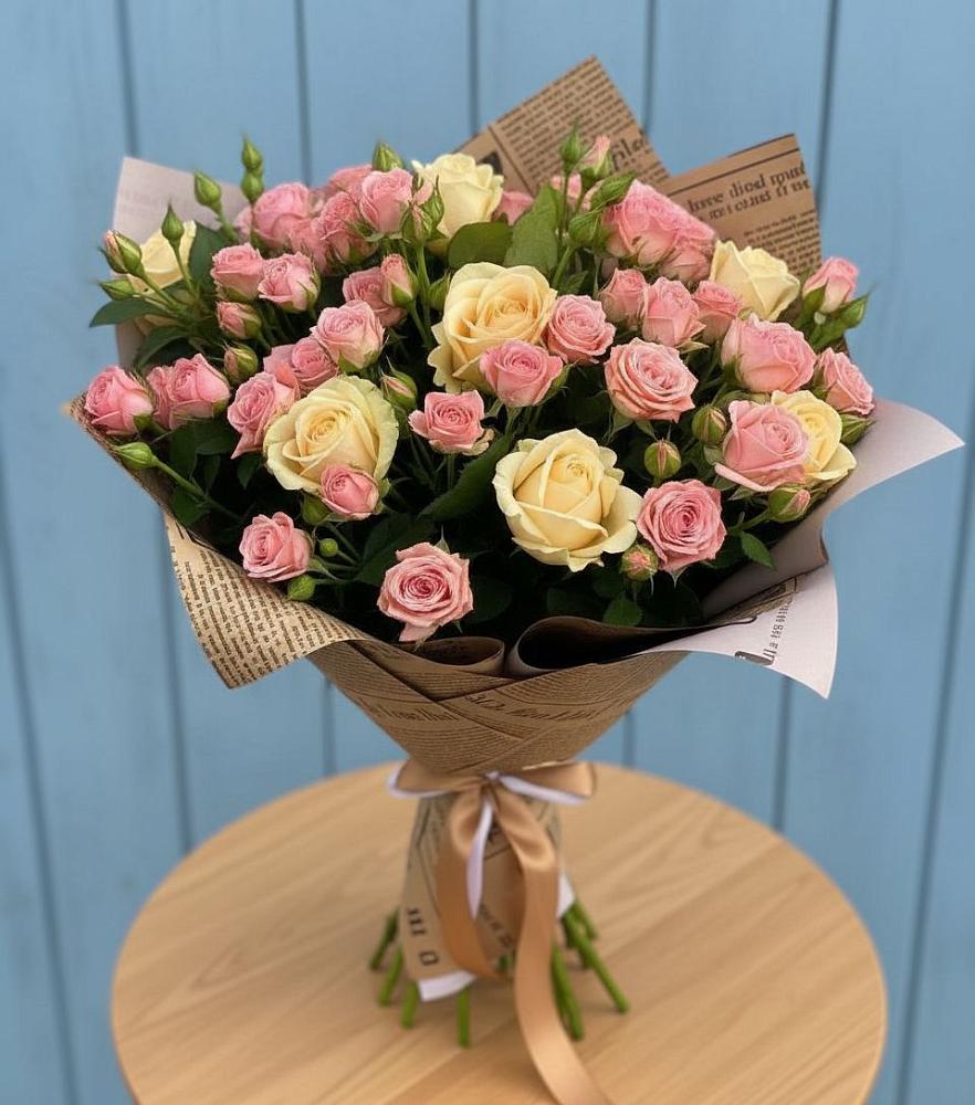 Букет цветов из: Розы в Камбарке