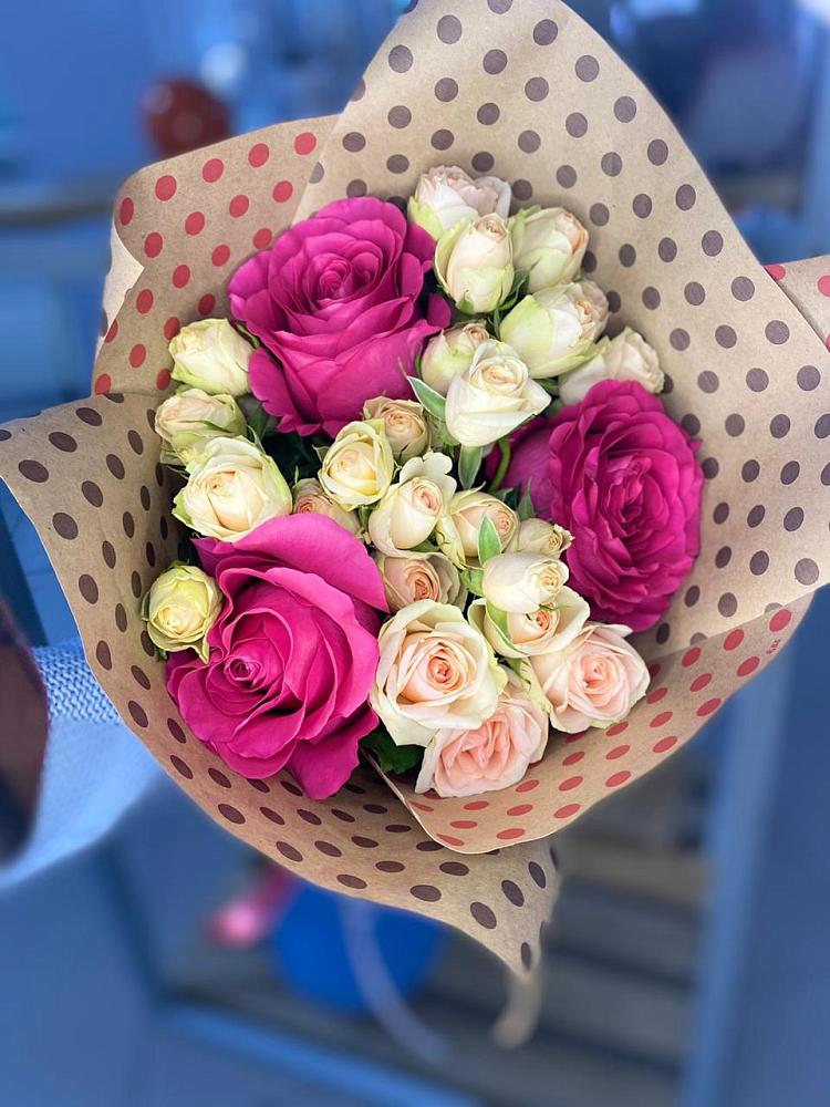 Букет цветов из: Розы в Камбарке