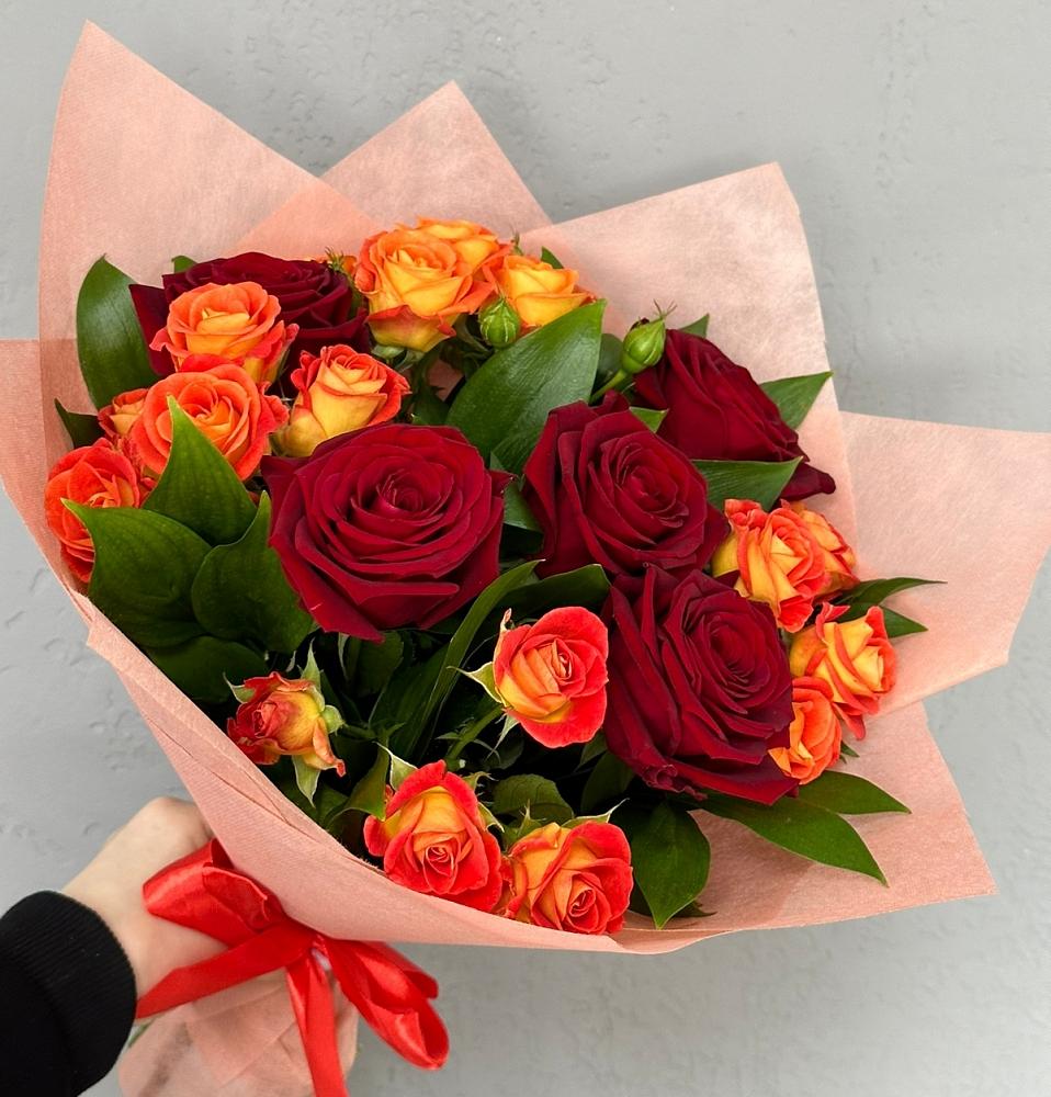 Букет Любовь и восторг в Камбарке