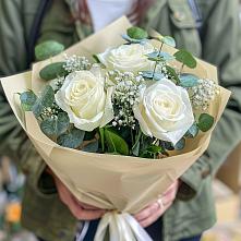 Букет цветов из:  Розы в Камбарке