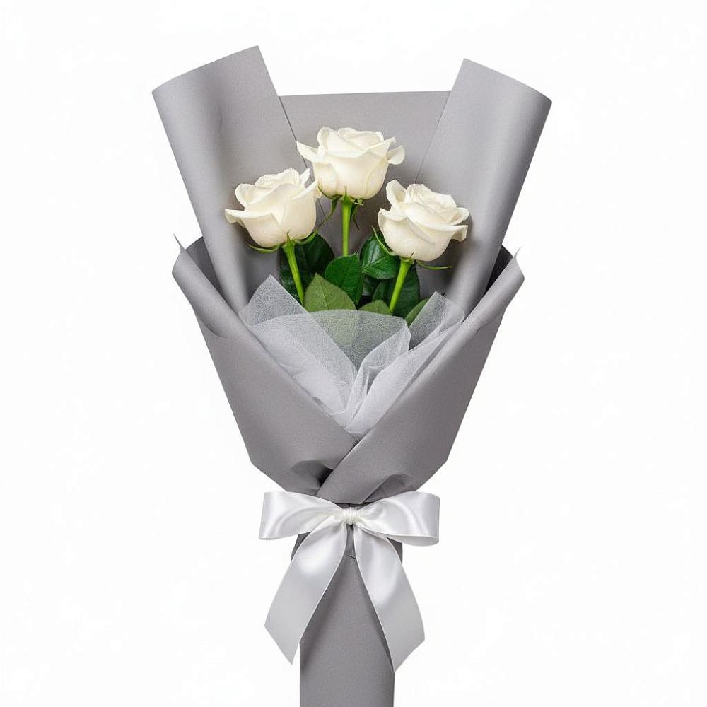 Букет 3 белые розы в Камбарке