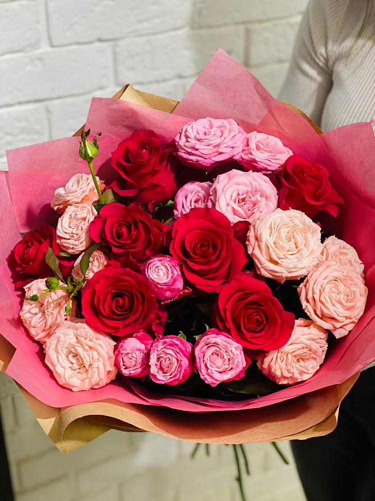 Букет цветов из: Розы в Камбарке
