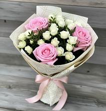 Букет цветов из:  Розы в Камбарке