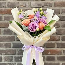 Букет цветов из:  Лизиантусы и Розы #REPLACE_PRED# Камбарке