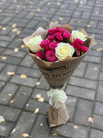 Букет цветов из: Розы в Камбарке