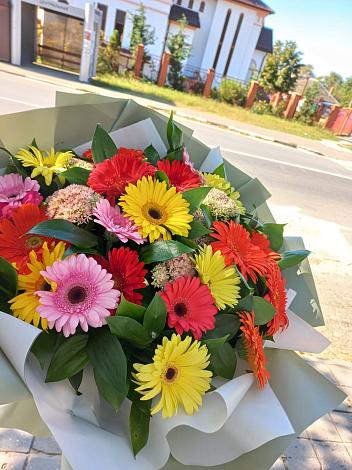 Букет цветов из: Герберы в Камбарке