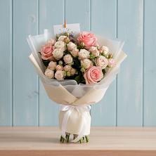 Букет цветов из:  Розы в Камбарке