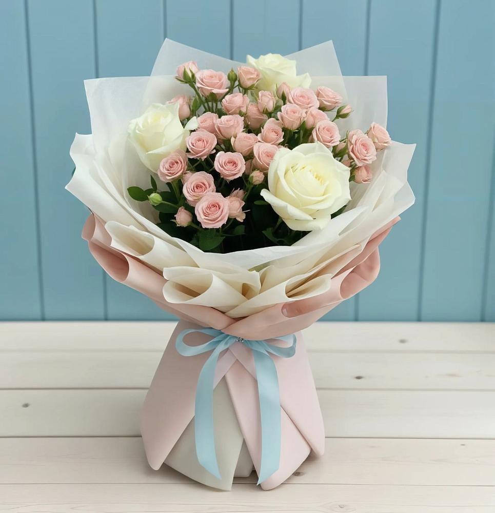 Букет цветов из: Розы в Камбарке